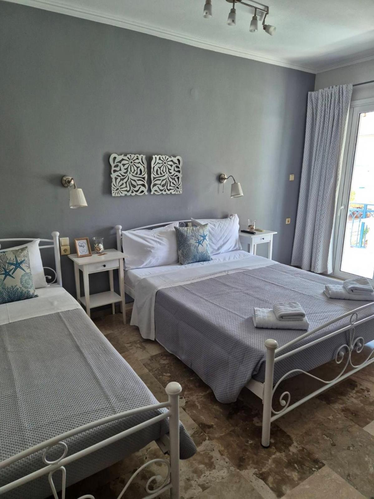 Drossinos Studios Poros Town Buitenkant foto