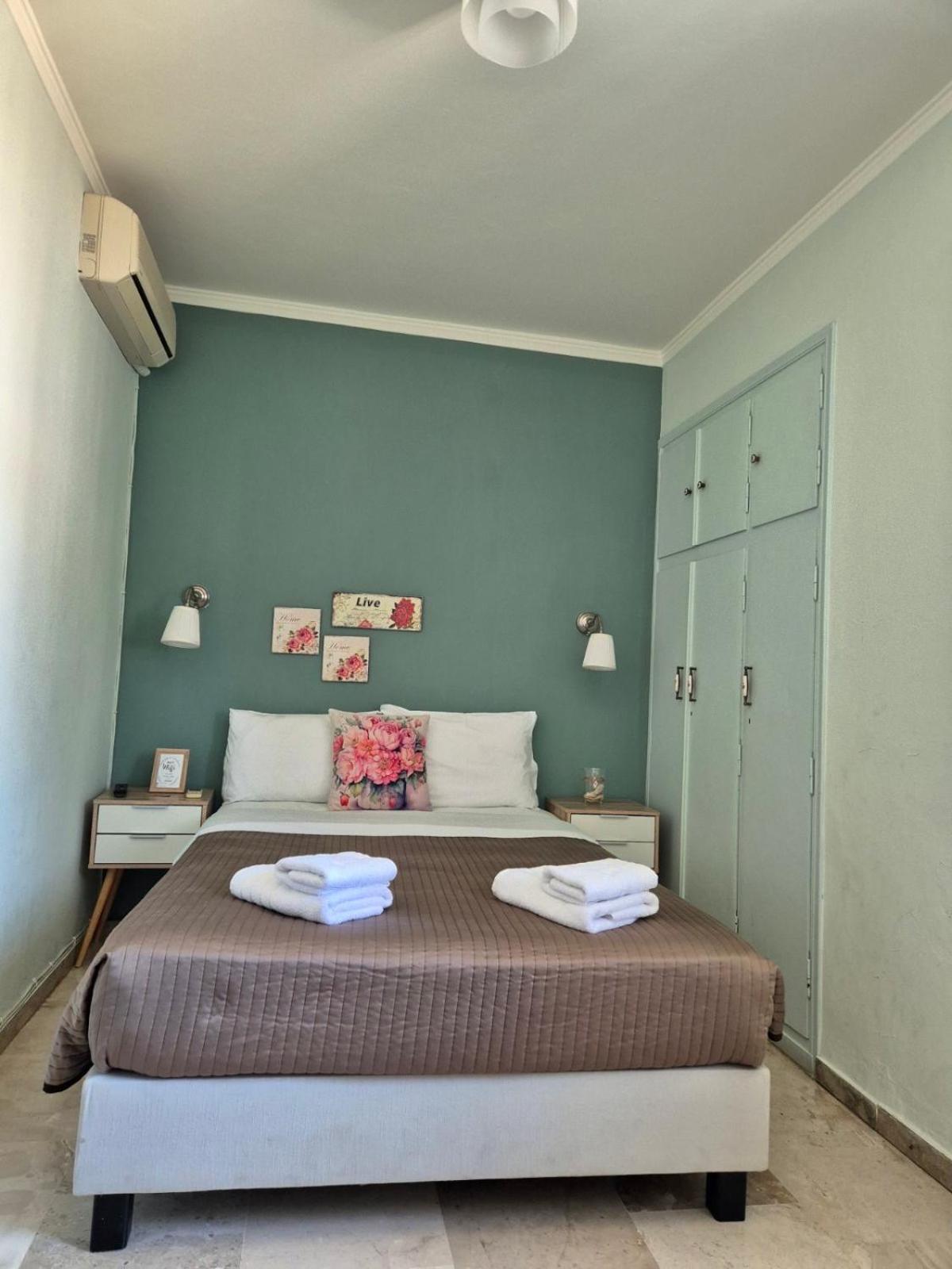 Drossinos Studios Poros Town Buitenkant foto
