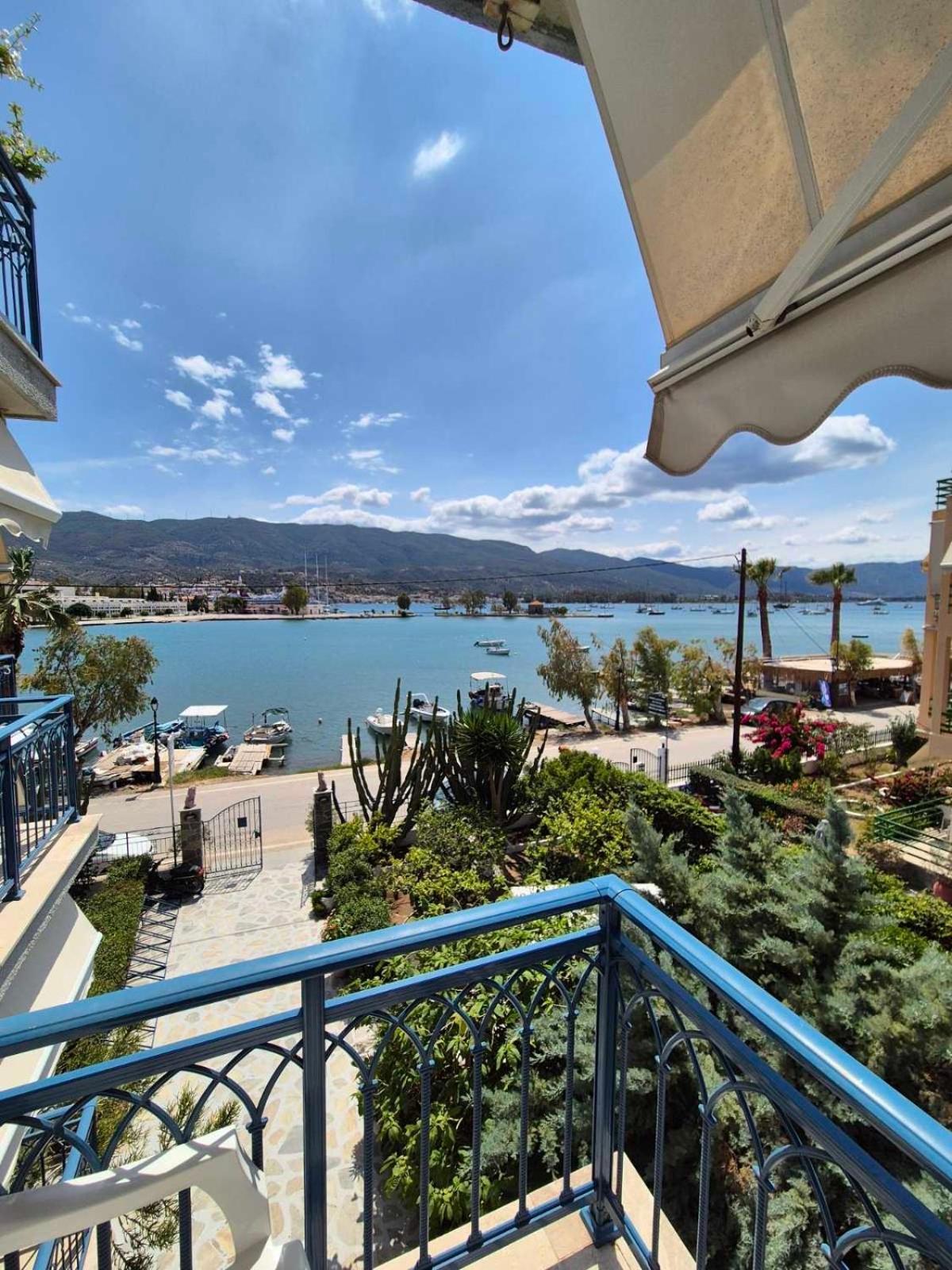 Drossinos Studios Poros Town Buitenkant foto