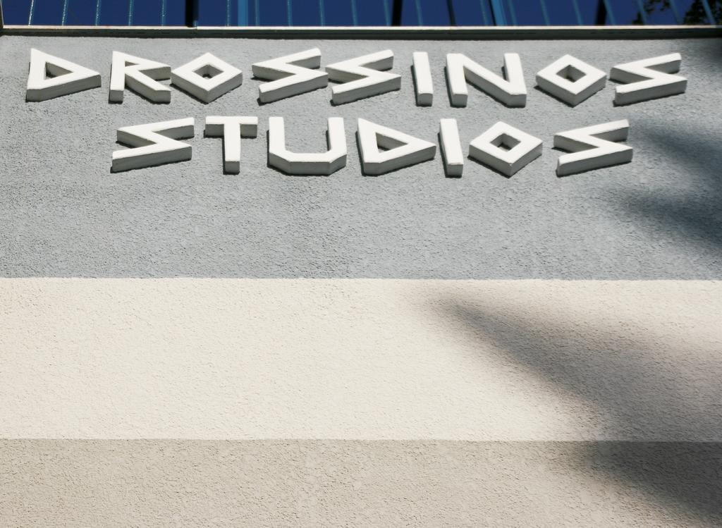 Drossinos Studios Poros Town Buitenkant foto